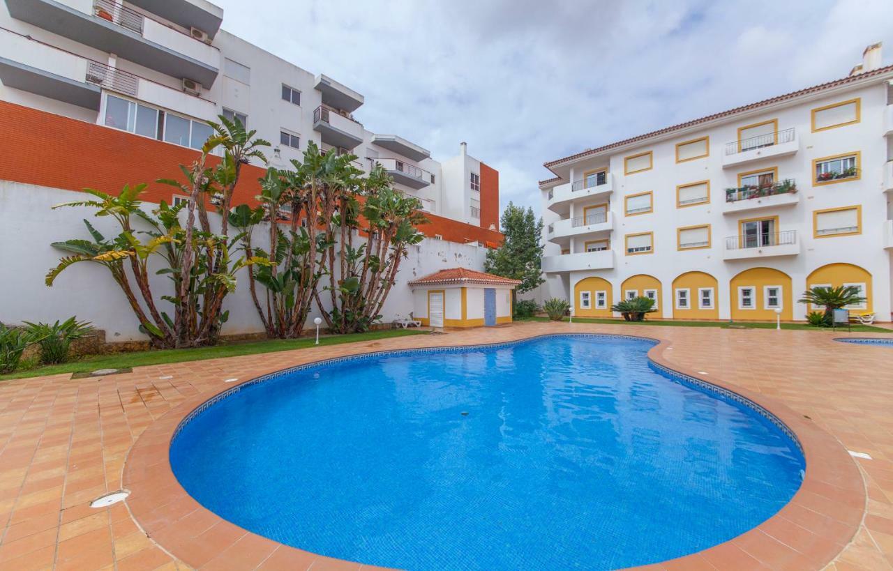 100 négyzetméteres, 2 hálószobás Apartman 2 fürdőszobával Sao Sebastiao területén Lagos Kültér fotó