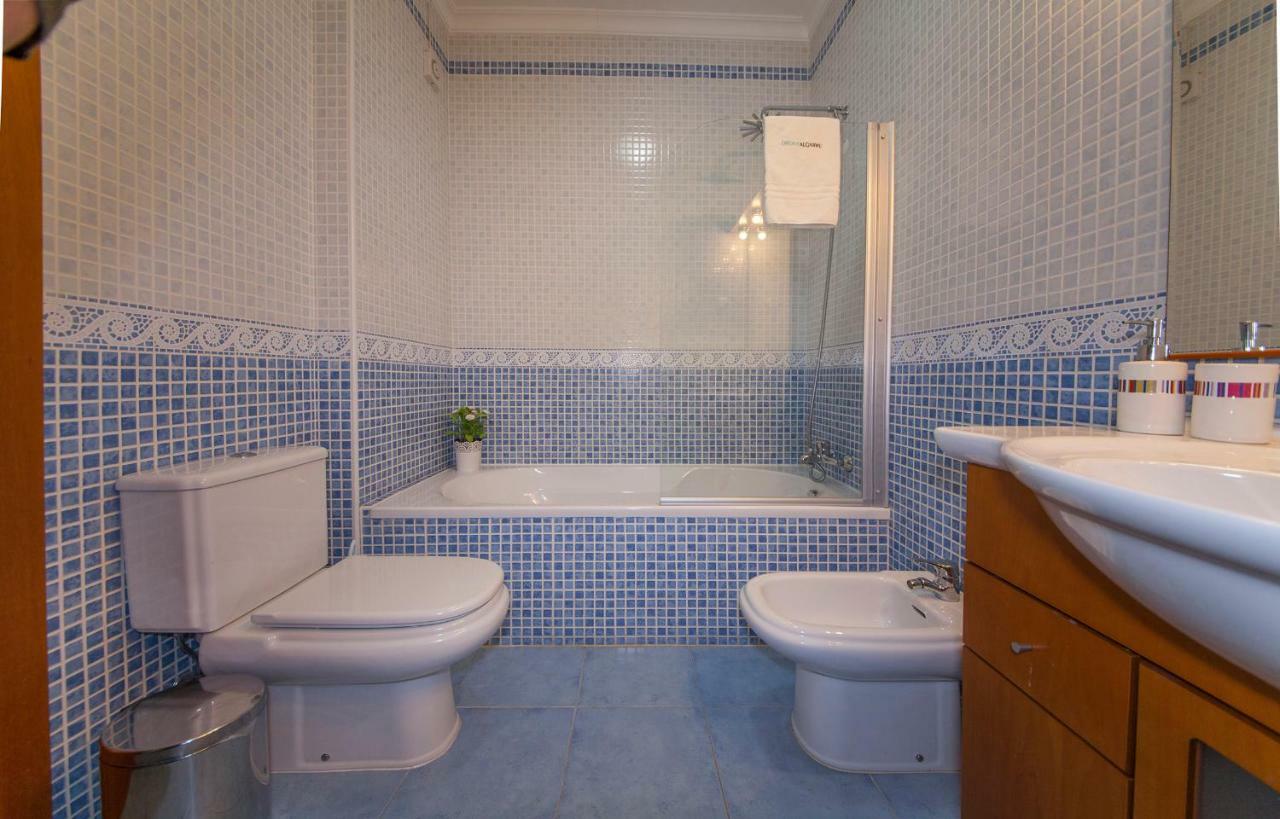 100 négyzetméteres, 2 hálószobás Apartman 2 fürdőszobával Sao Sebastiao területén Lagos Kültér fotó