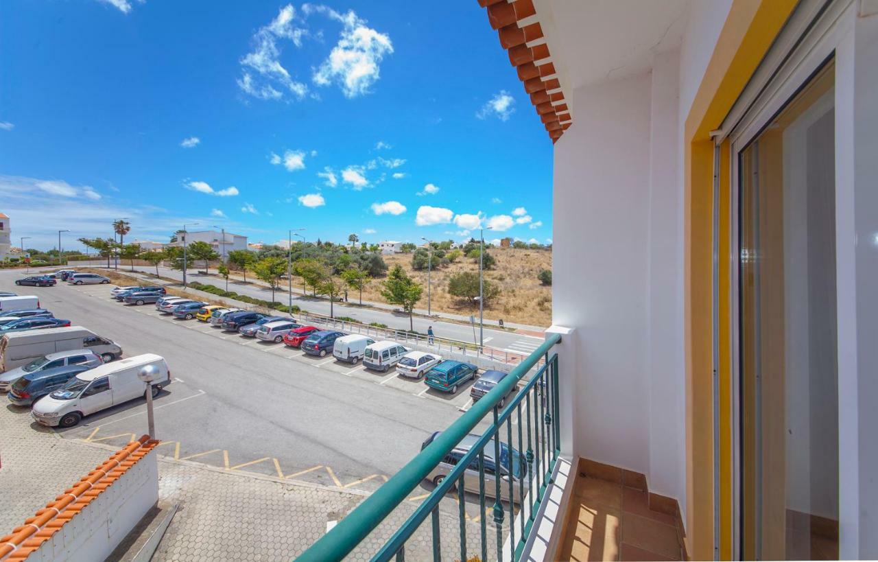 100 négyzetméteres, 2 hálószobás Apartman 2 fürdőszobával Sao Sebastiao területén Lagos Kültér fotó