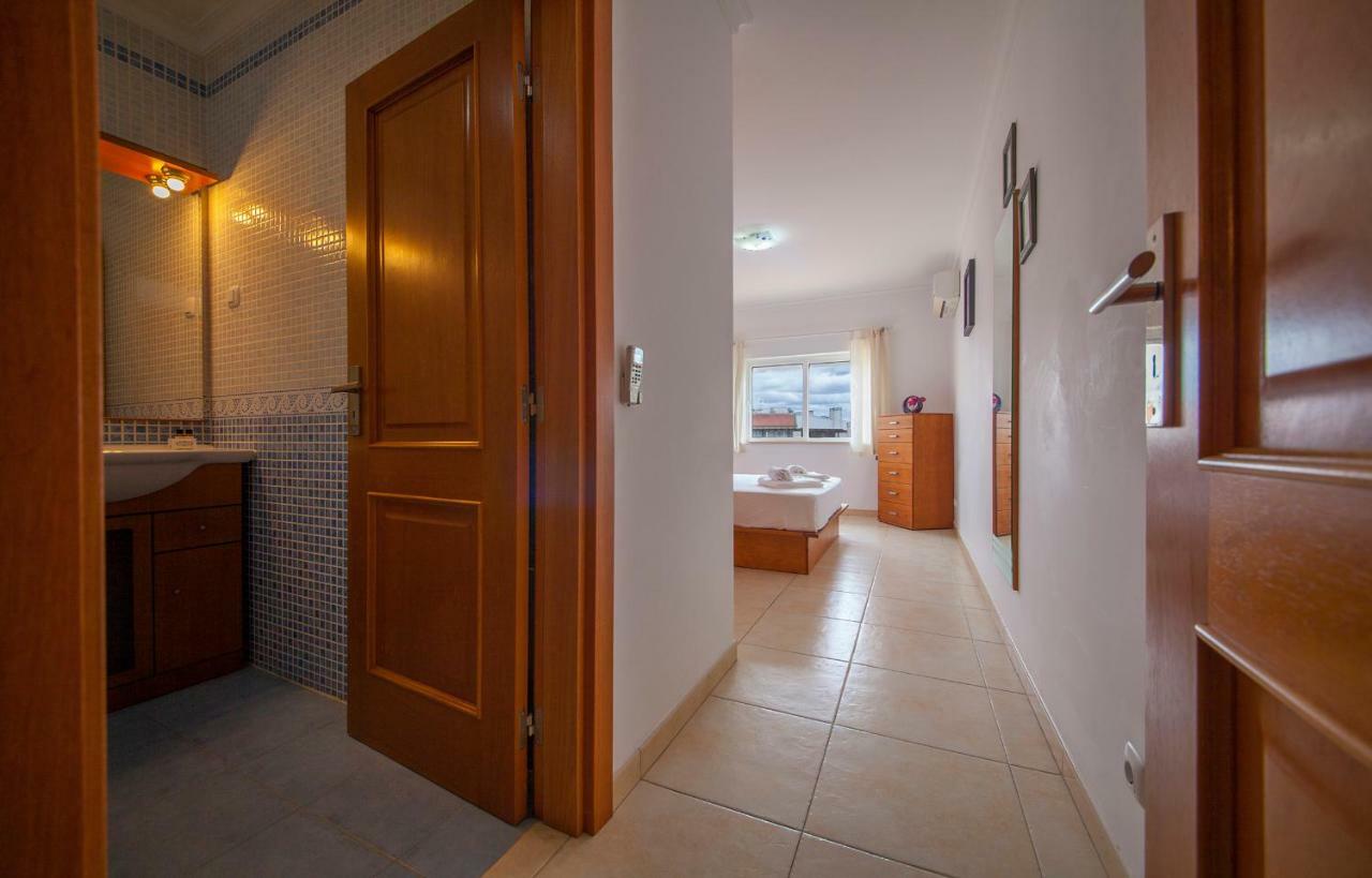 100 négyzetméteres, 2 hálószobás Apartman 2 fürdőszobával Sao Sebastiao területén Lagos Kültér fotó